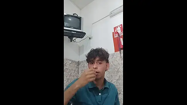 luisfer 306 online show from January 24, 6:04 pm