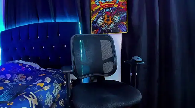 Giomar Reyes online show from February 7, 2:51 am