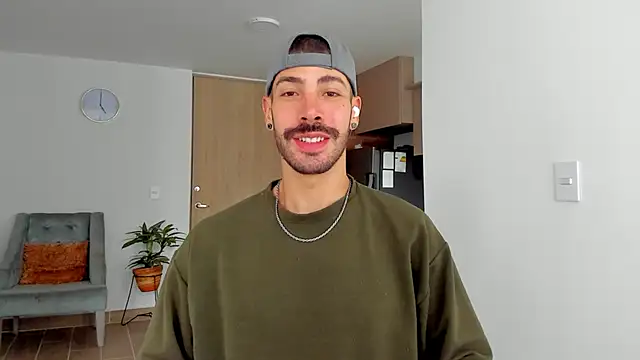 Guyinthemountain online show from December 24, 12:00 pm