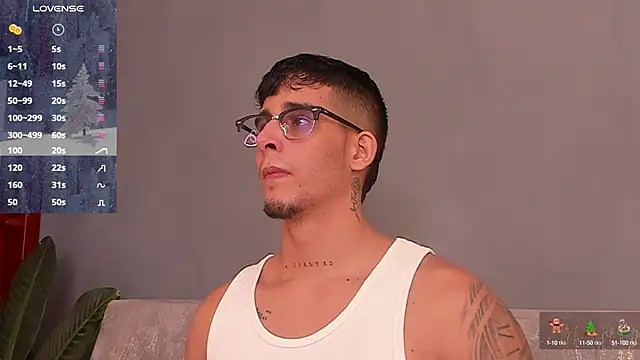 iamcamiloo  online show from December 13, 4:11 am