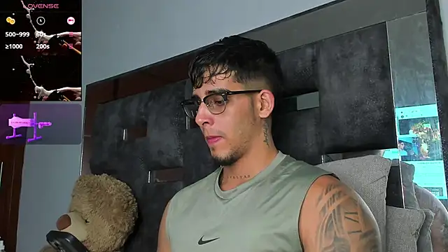 iamcamiloo  online show from September 12, 5:40 am