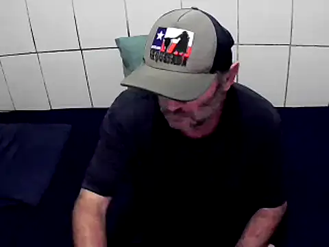 Snapshot of pierdona chatting on January 15, 8:58 pm pierdona online show from January 15, 8:58 pm