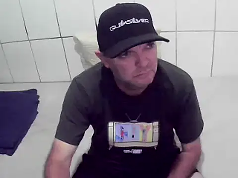 Snapshot of pierdona chatting on March 3, 1:48 pm pierdona online show from March 3, 1:48 pm