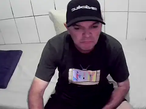 Snapshot of pierdona chatting on February 20, 8:03 pm pierdona online show from February 20, 8:03 pm