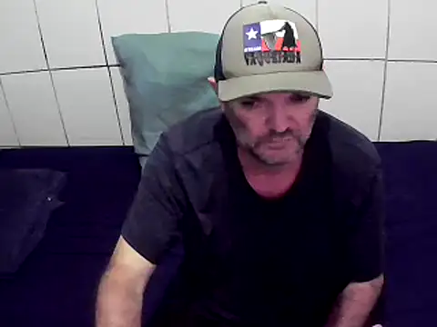 Snapshot of pierdona chatting on December 29, 1:49 pm pierdona online show from December 29, 1:49 pm