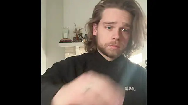 Snapshot of DaddydayDrinkzz chatting on January 17, 9:21 pm DaddydayDrinkzz online show from January 17, 9:21 pm