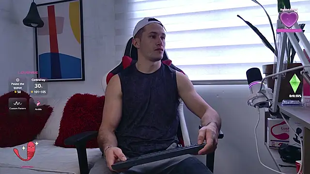 AxelFairchaild online show from December 15, 3:31 pm