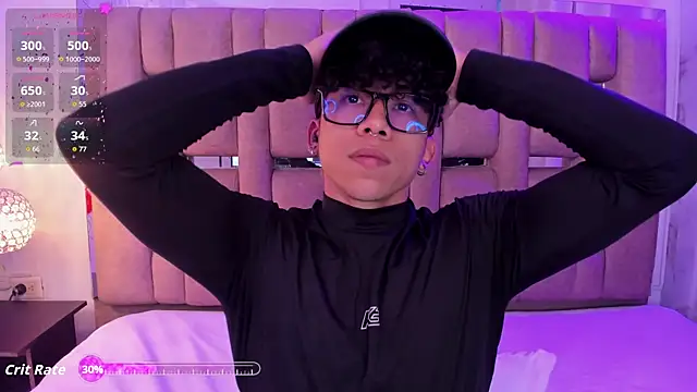 AkazaBoy  online show from October 8, 8:02 pm