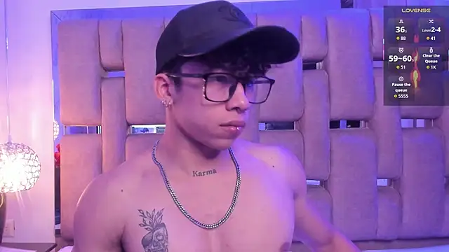 AkazaBoy  online show from January 11, 5:11 am