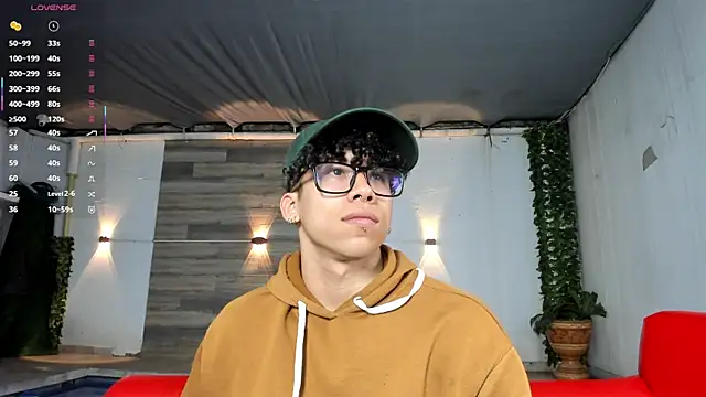 AkazaBoy  online show from December 14, 4:41 am