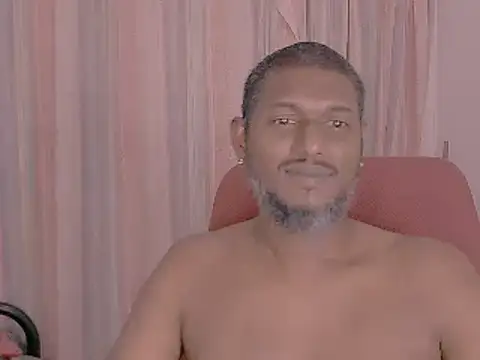 Snapshot of dmancams1874 chatting on February 15, 12:38 am dmancams1874 online show from February 15, 12:38 am