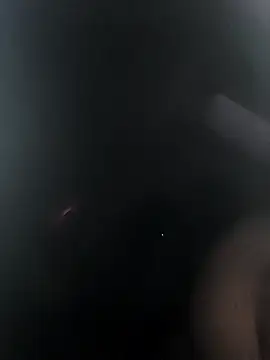 Snapshot of Macanxxx chatting on December 9, 5:35 pm Macanxxx online show from December 9, 5:35 pm