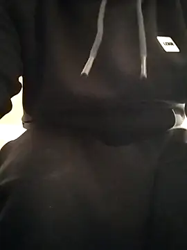 Dikkiduohottt online show from February 1, 9:02 pm