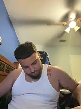 Snapshot of MasterKvn chatting on December 7, 9:50 am MasterKvn online show from December 7, 9:50 am