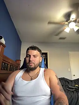 Snapshot of MasterKvn chatting on December 17, 8:54 pm MasterKvn online show from December 17, 8:54 pm