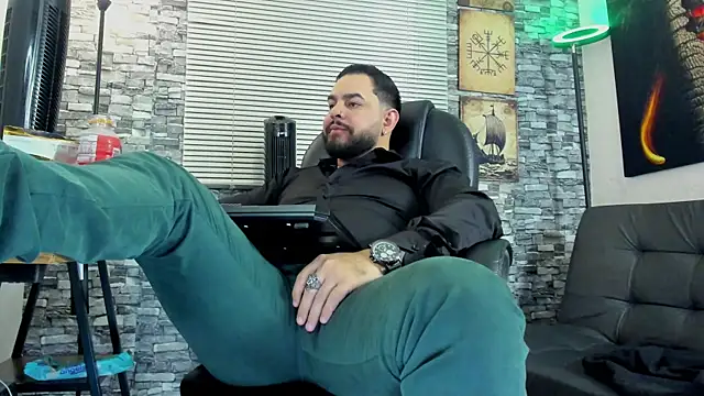 Ethan Castellano online show from June 26, 10:23 pm