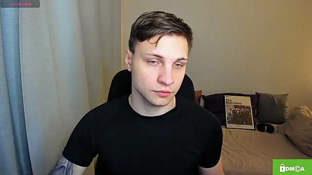 handsome guy01 online show from February 16, 9:24 pm