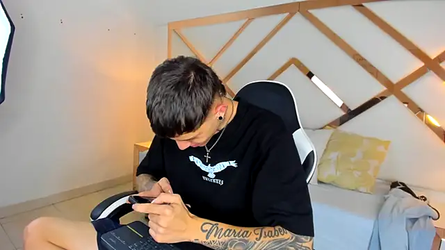 Adam hard  online show from September 30, 7:50 pm