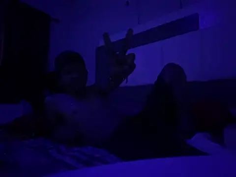 oiram27 online show from April 21, 9:15 am