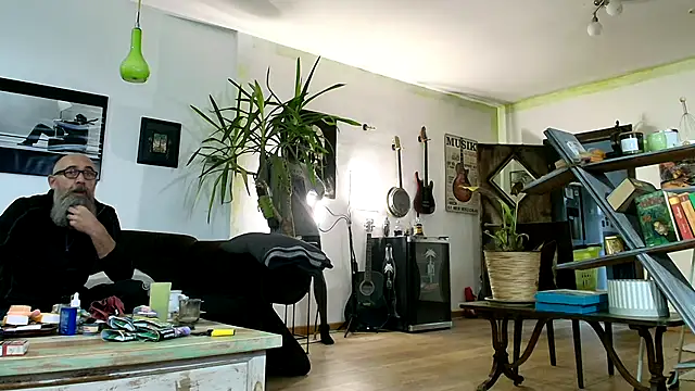 Kingsscepter online show from October 6, 7:24 am