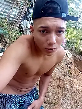 tayson  online show from October 24, 11:12 am