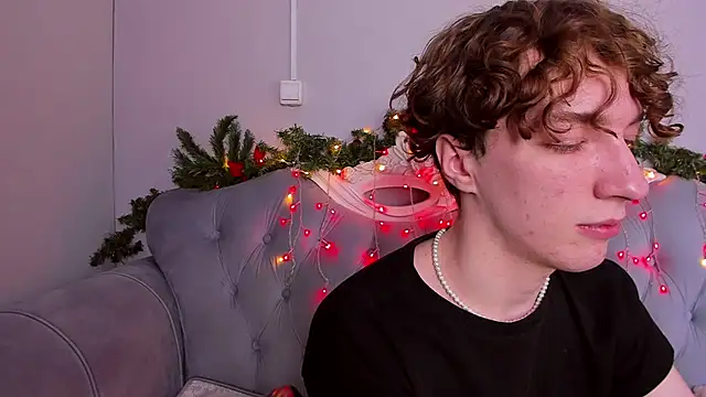 TrevorBenson online show from December 20, 7:17 pm