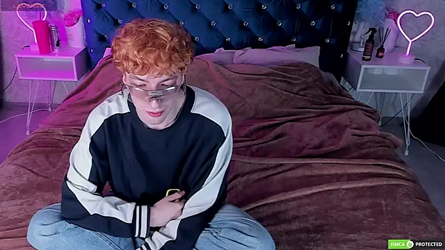 TrevorBenson online show from October 1, 2:10 pm