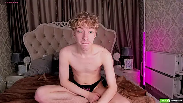 TrevorBenson online show from October 4, 4:06 am