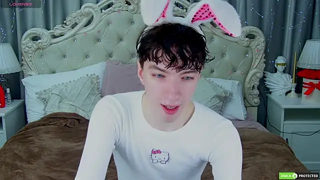 TrevorBenson online show from September 19, 6:08 pm