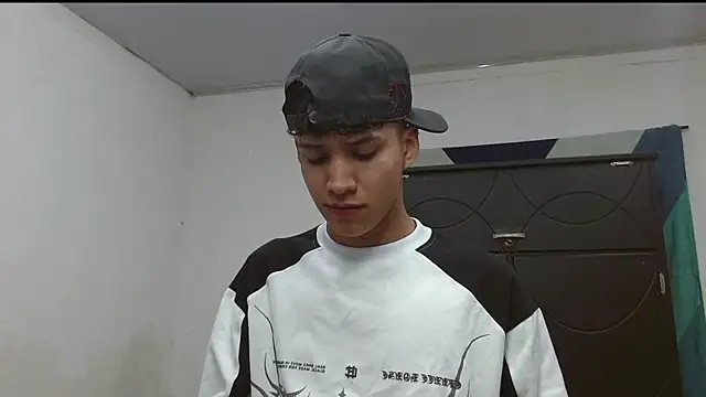 Macho Dom online show from October 24, 11:06 pm