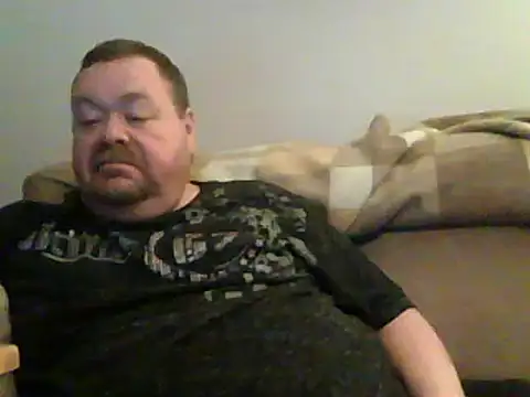 Snapshot of hitman_35 chatting on March 23, 5:21 am hitman 35 online show from March 23, 5:21 am