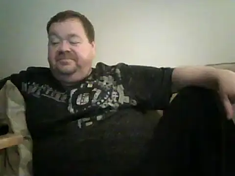 Snapshot of hitman_35 chatting on January 10, 6:53 am hitman 35 online show from January 10, 6:53 am