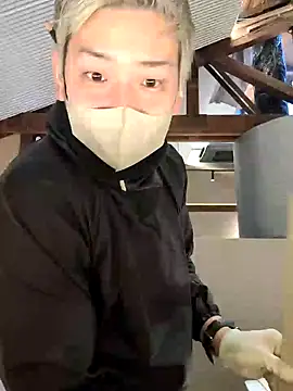 da--------i online show from March 3, 2:22 am