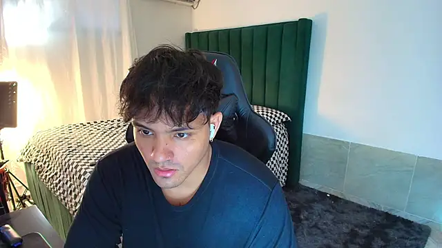 man dur07 online show from January 17, 7:49 pm