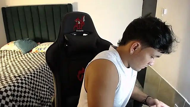 man dur07 online show from October 22, 12:13 am