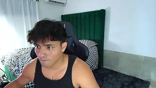 man dur07 online show from February 11, 5:23 am