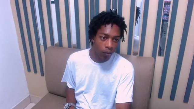 Snapshot of LarryCollin chatting on December 3, 8:06 pm LarryCollin online show from December 3, 8:06 pm