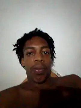 Snapshot of LarryCollin chatting on December 15, 10:58 pm LarryCollin online show from December 15, 10:58 pm