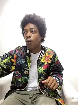 Snapshot of LarryCollin chatting on March 12, 3:35 am LarryCollin online show from March 12, 3:35 am