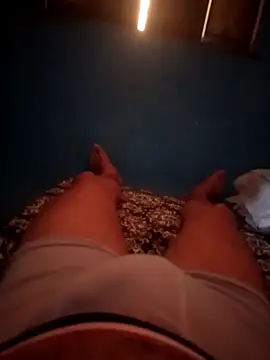 Snapshot of 1995eduardo chatting on February 18, 3:10 pm 1995eduardo online show from February 18, 3:10 pm