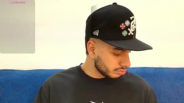 Amadeo Wild online show from February 14, 7:31 pm