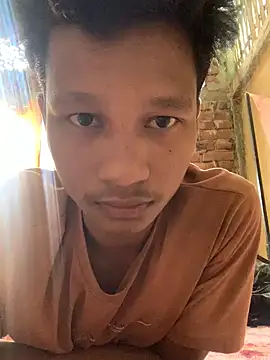 ShroveRising online show from October 25, 4:14 am