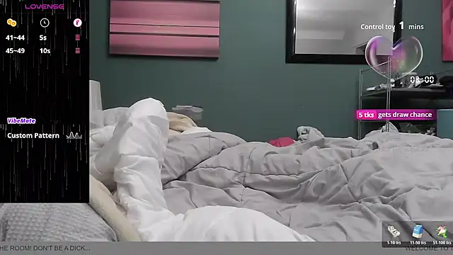 BondBroken online show from October 28, 7:05 pm