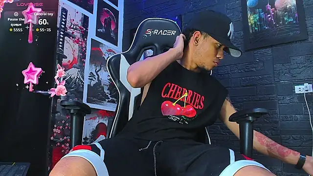 Romancartier 1 online show from December 19, 6:21 am