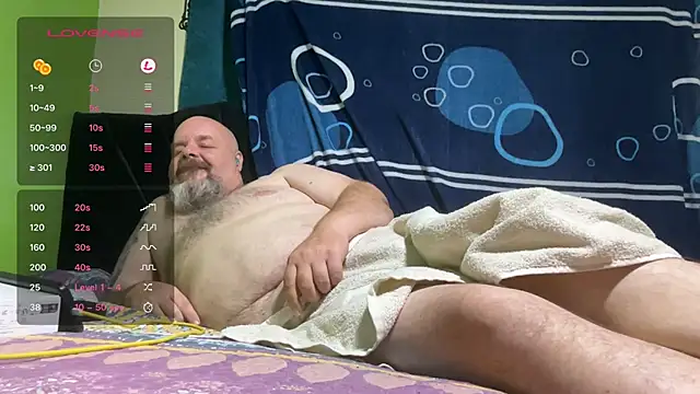 Snapshot of tinycockdeepass chatting on March 12, 4:41 am tinycockdeepass online show from March 12, 4:41 am