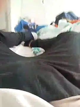 Snapshot of xxierra chatting on February 25, 2:22 pm xxierra online show from February 25, 2:22 pm