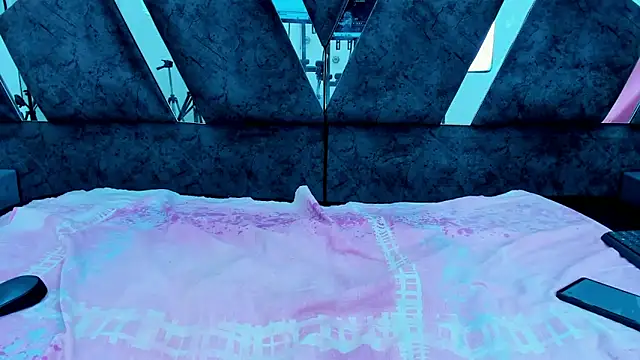 Yef Thin online show from March 25, 4:05 am