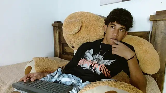 hares mds online show from January 10, 12:58 pm