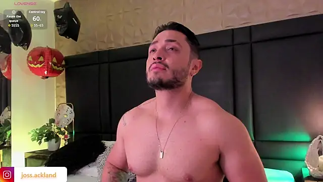 JossAckland online show from October 28, 7:49 pm