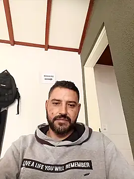 P4uzud4O online show from February 11, 12:10 pm